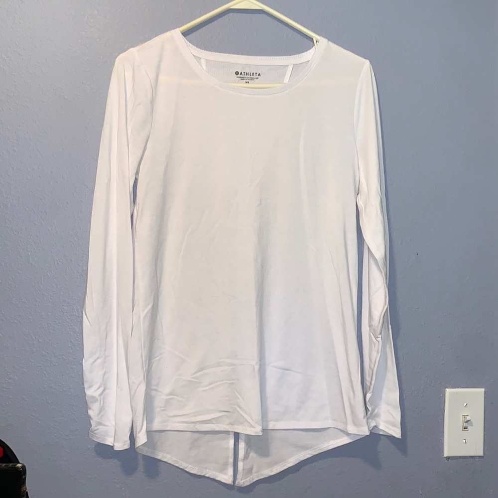 ⭐️Athleta women long sleeve shirt